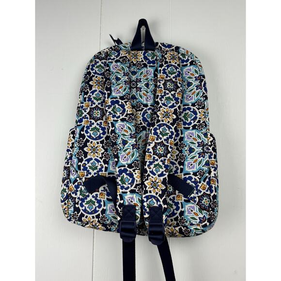 Vera Bradley Essential Backpack Lisbon Medallion Cool, NWT - Picture 8 of 9